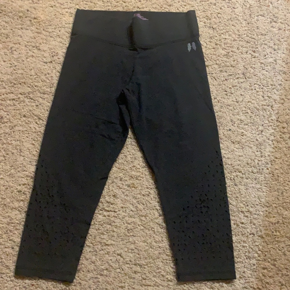 🎈EUC Victoria’s Secret Capri leggings